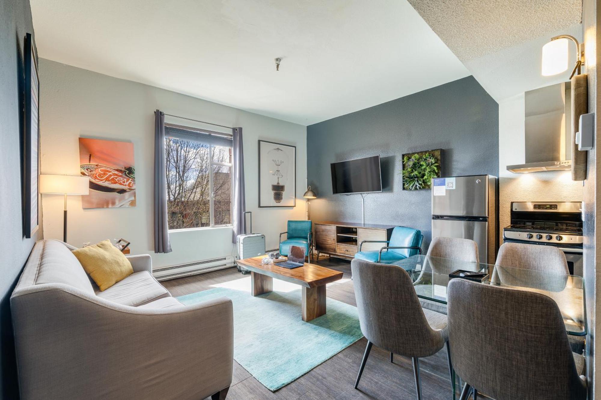 Oxford Apartment By At Mine Hospitality Сиэтл Экстерьер фото
